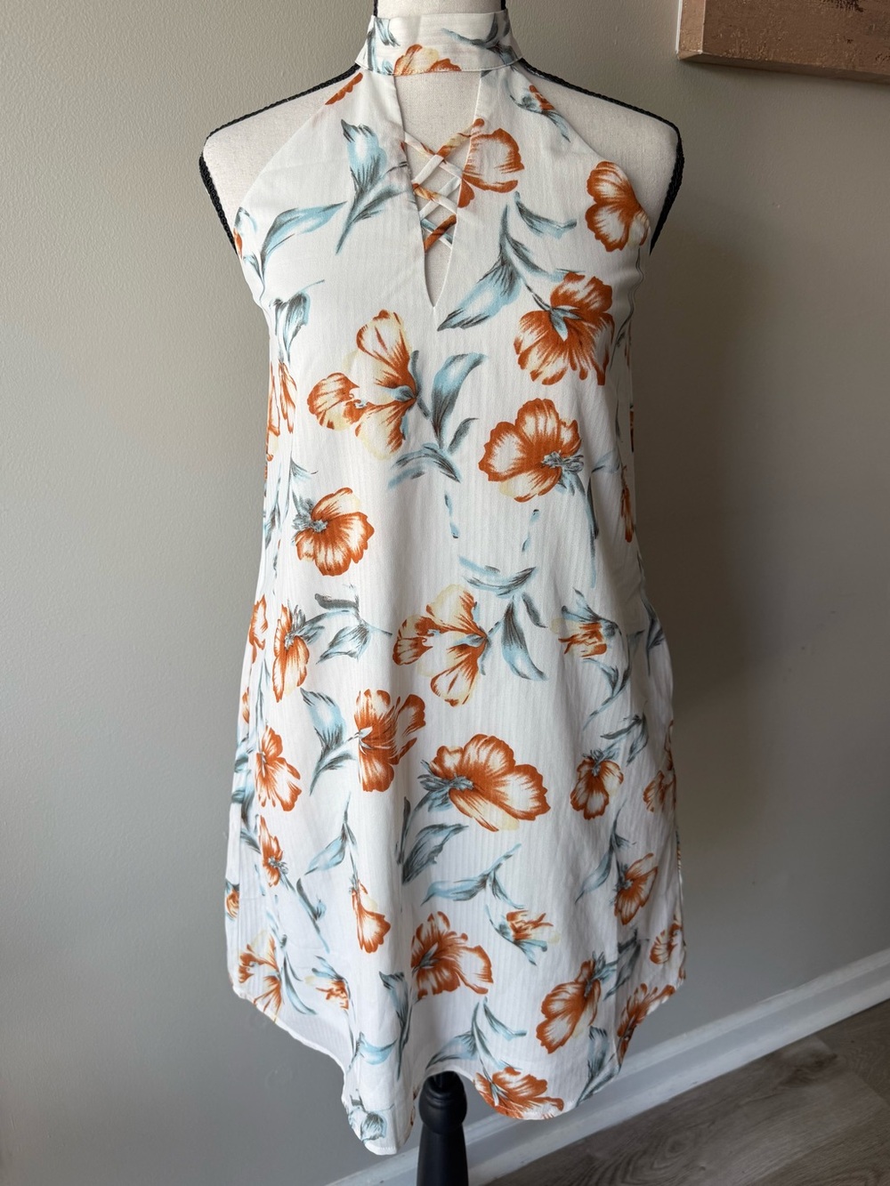 POLAGRAM Women's NWOT Floral Halter Mini Dress Small White Lined A-Line